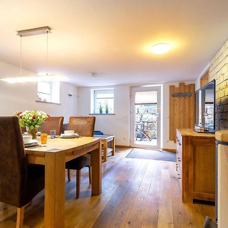 Alpen-Hostel - Apartment Talstation Mit Motorradvermietung メミンゲン エクステリア 写真