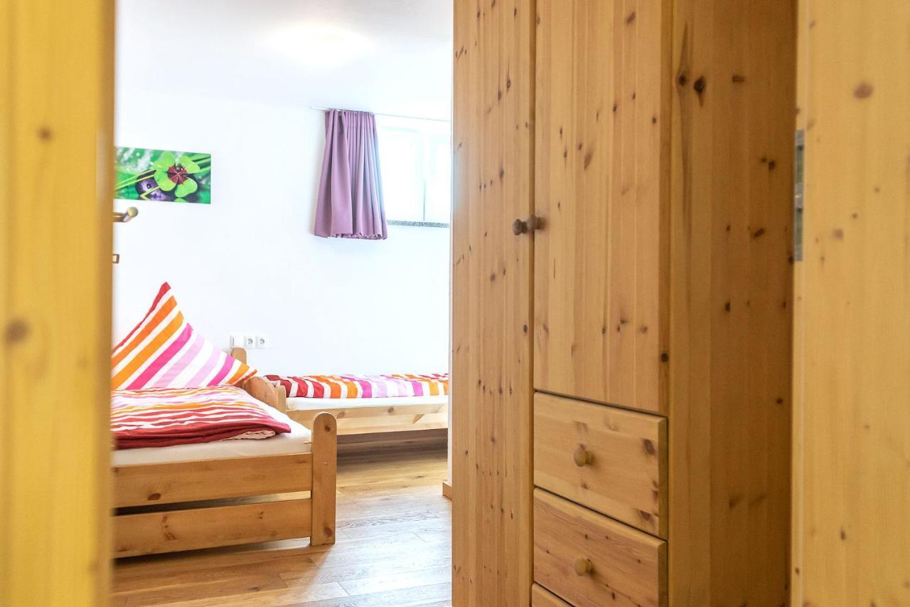 Alpen-Hostel - Apartment Talstation Mit Motorradvermietung メミンゲン エクステリア 写真